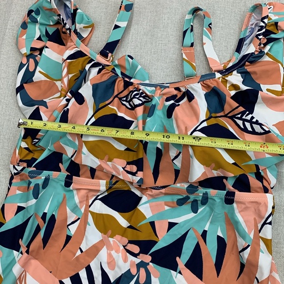 Raisins Curve Women's Off-Shoulder Tankini Top Size 24W - Picture 9 of 10